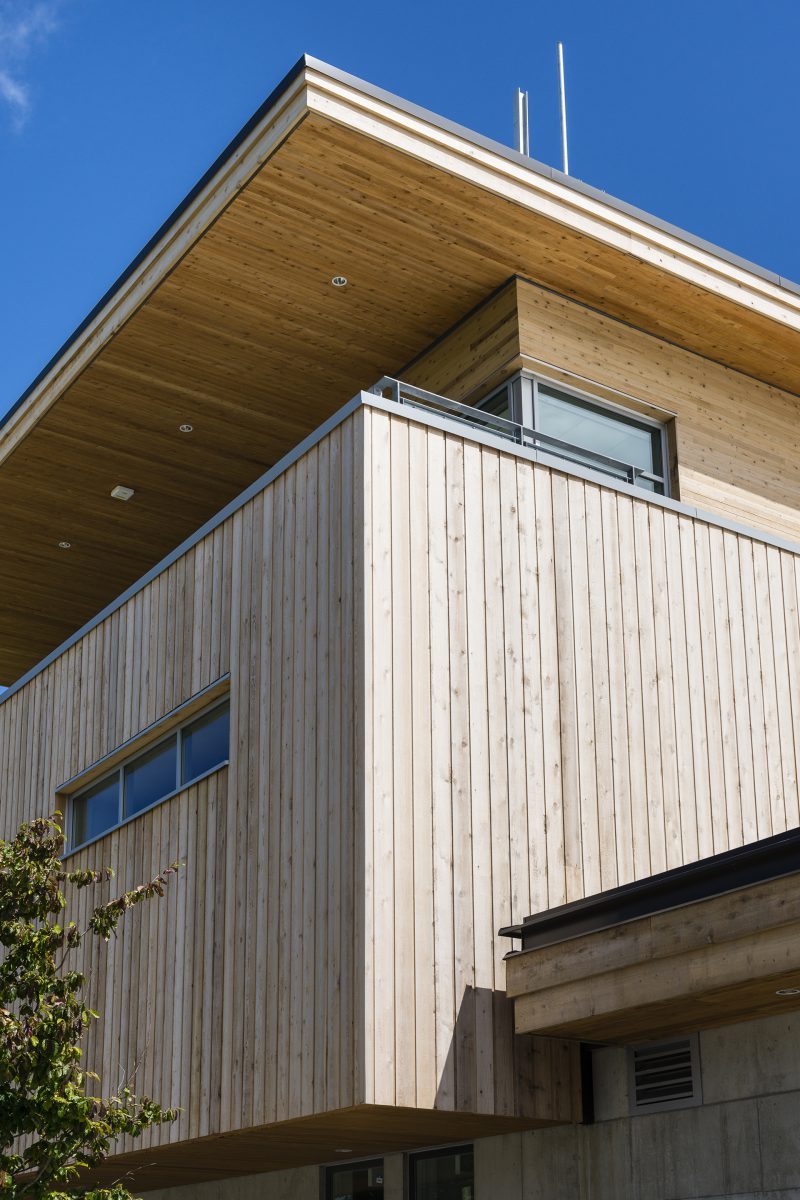 Whitecaps Training Centre corner view of the siding that Midland Exteriors installed
